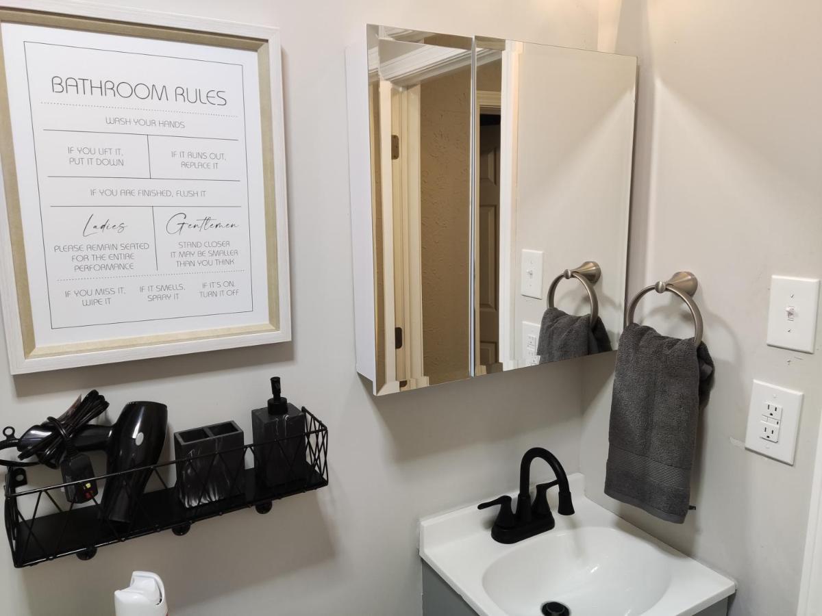 Tranquil Oasis - Private Rooms -Near Downtown Ινδιανάπολη Εξωτερικό φωτογραφία