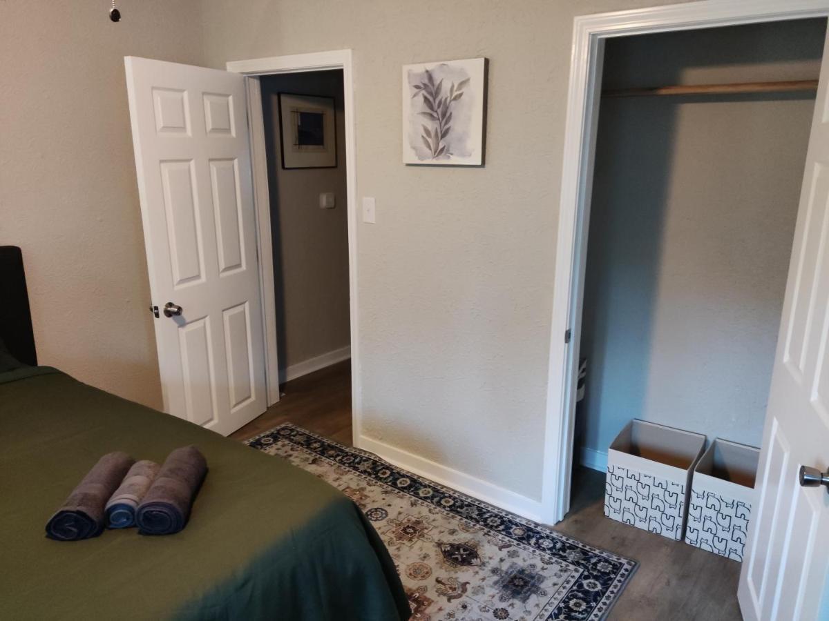 Tranquil Oasis - Private Rooms -Near Downtown Ινδιανάπολη Εξωτερικό φωτογραφία