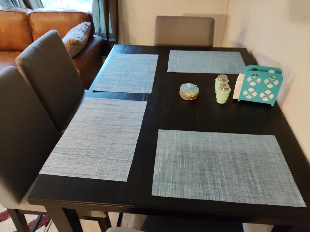 Tranquil Oasis - Private Rooms -Near Downtown Ινδιανάπολη Εξωτερικό φωτογραφία